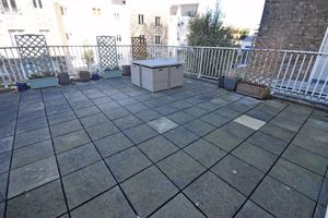 - click for photo gallery